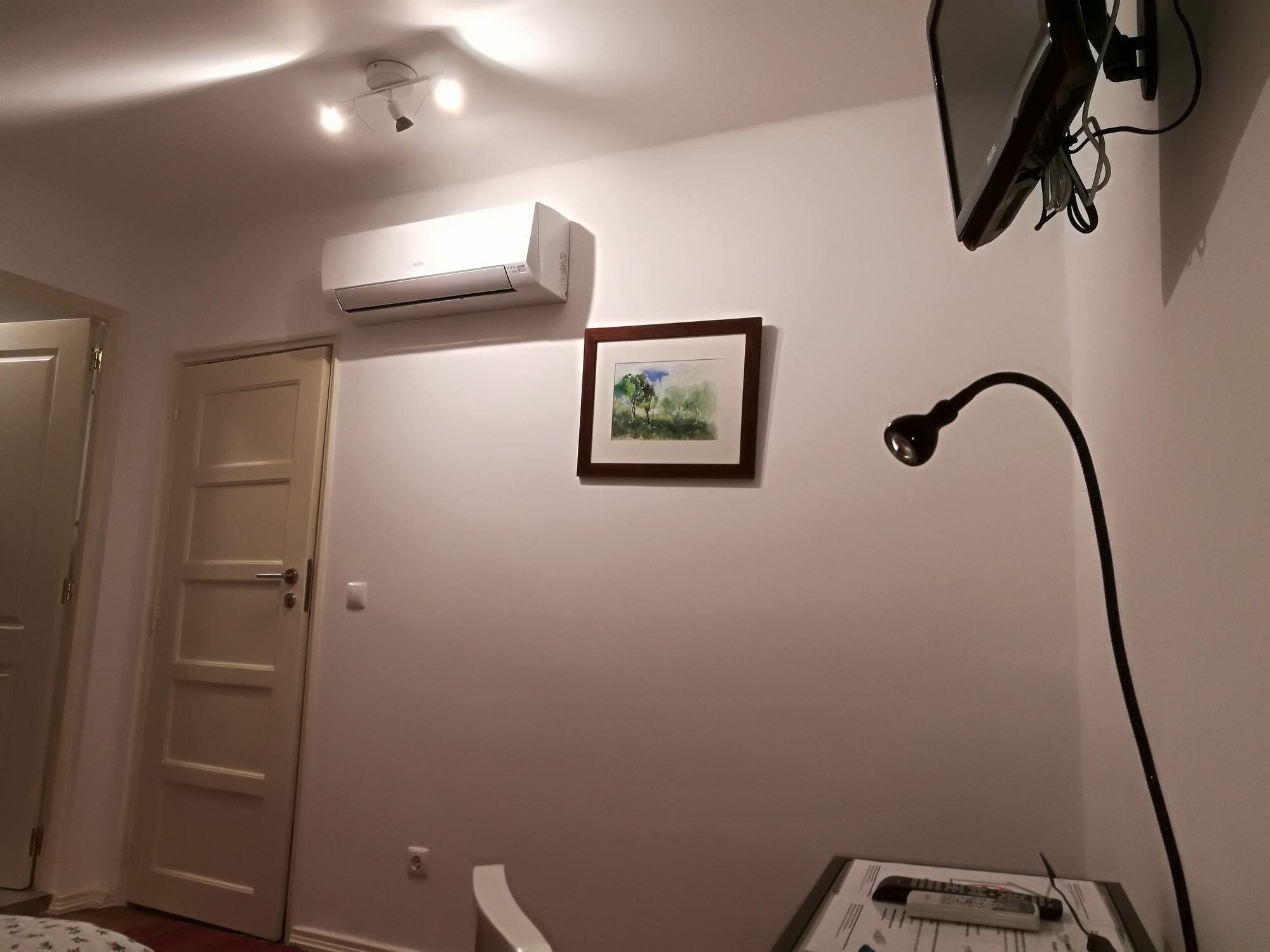 Discovery Expo - Aeroporto Guest house Lisbon